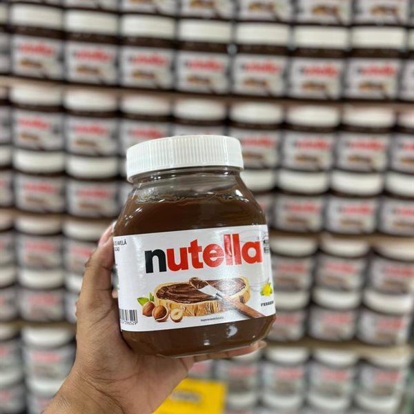Pote de creme de avelã Nutella